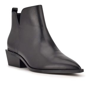 Yerly Pointy Toe Bootie